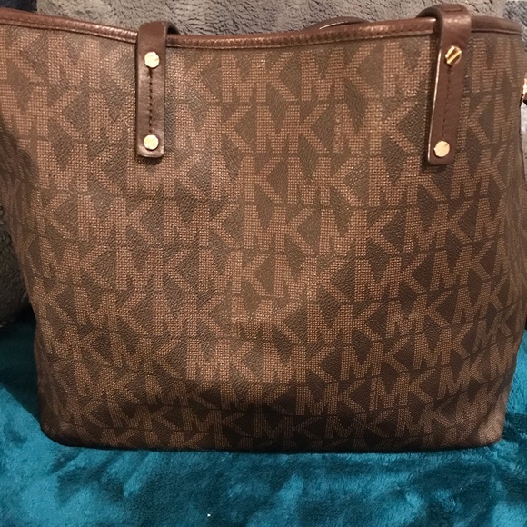 Michael Kors Tote - Picture 1 of 6